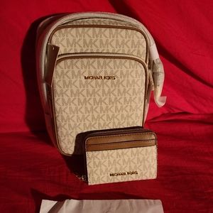 Michael kors Crossbody purse with small coin/card wallet